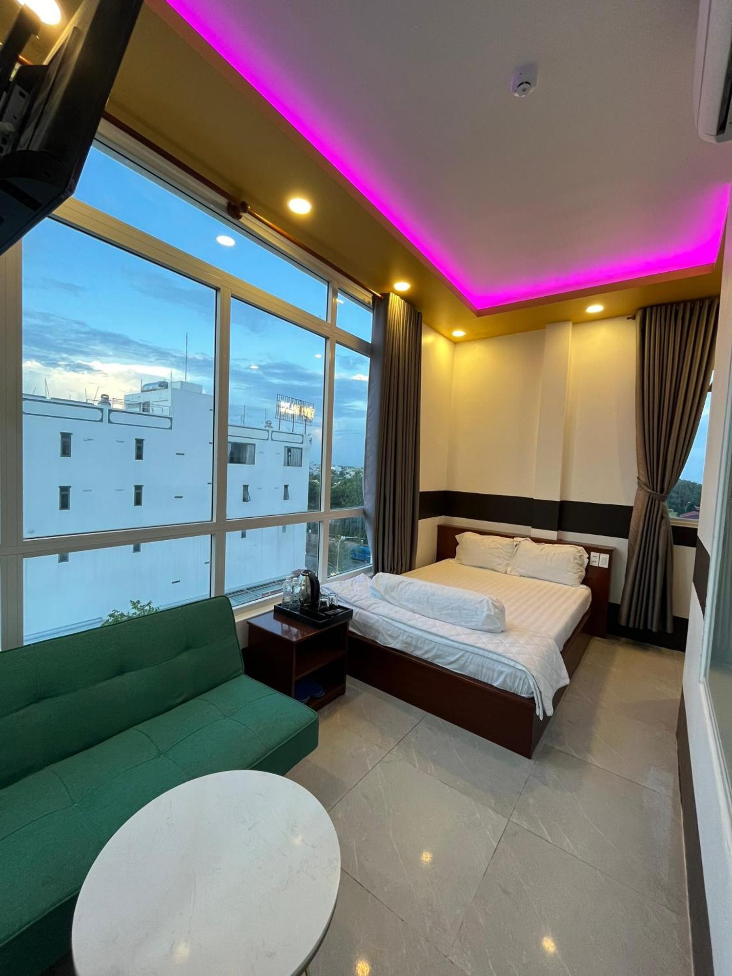 Khách sạn Vân Nhi Bac Lieu Exterior foto
